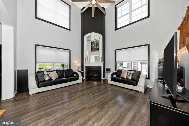 Photo - 1504 Larel Ct