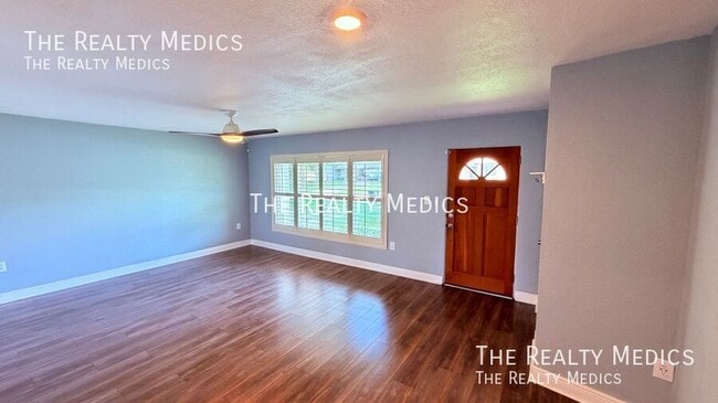 Photo - 942 Sherrington Rd