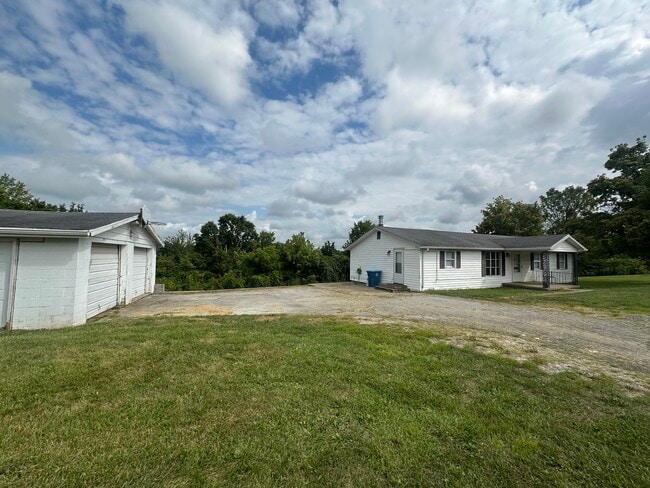 Photo - 1612 Alton Station Rd