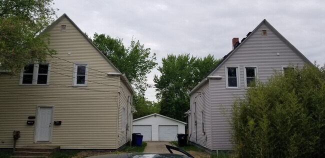 Photo - 12000 Bennington Ave Unit Left Upper