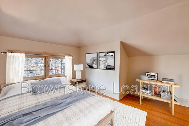 Photo - 1035 N Marion St