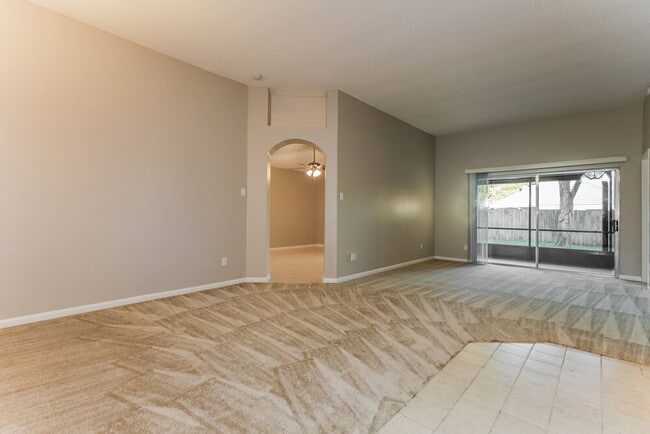 Photo - 1621 Coppersmith Ct