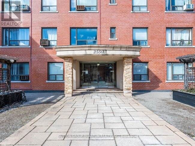 Photo - 2550 Bathurst St Unit 218
