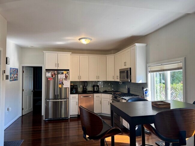 Photo - 116 Marginal St Unit 2