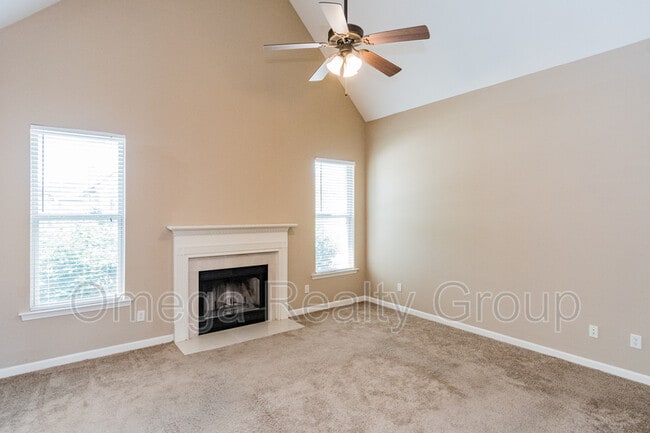 Photo - 1144 Washington Dr