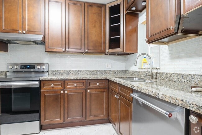 Building Photo - 9696 SW 1st Pl Rental