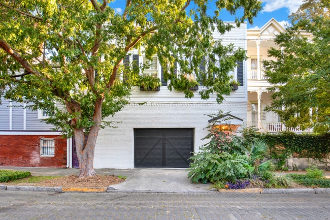 Photo - 210 E Waldburg St Unit B