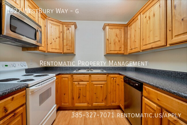 Photo - 1627 Westbury Way
