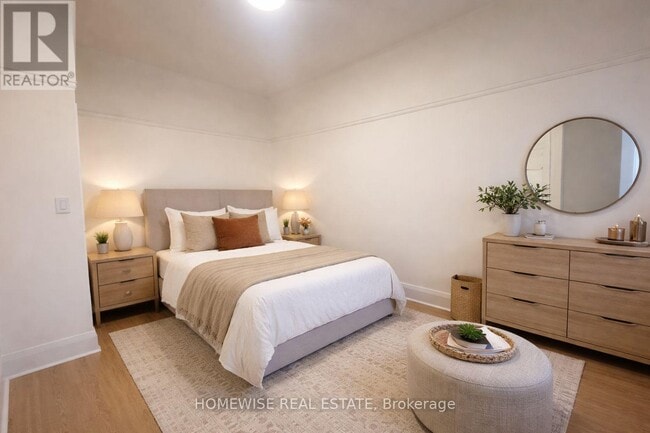 Photo - 1542 King St W Unité 2