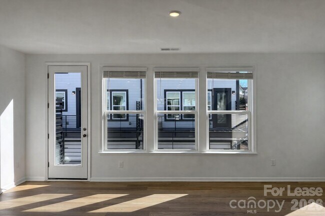 Photo - 9458 Senator Royall Dr