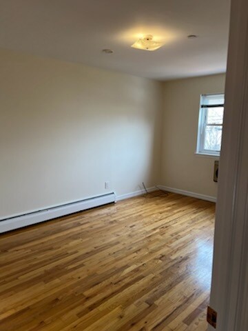 Photo - 23-58 37th st