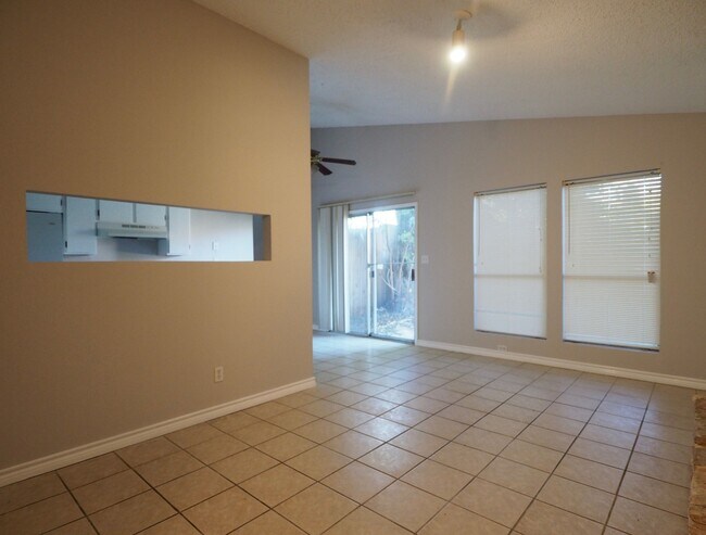 1012 Fieldwood Dr Unit B