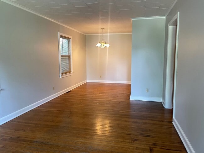 Photo - 2 BDRM 1 BA HOME- $900 MONTH, $900 DEPOSIT!!