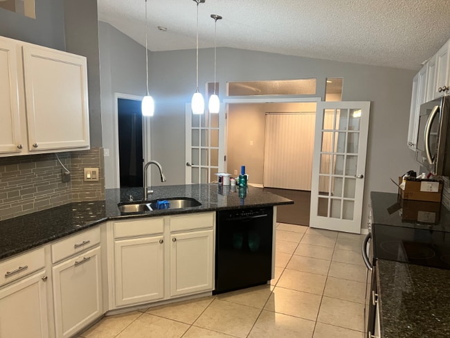 Photo - 1207 Auburn Lakes Dr