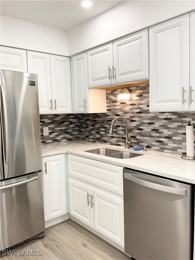Building Photo - 964 8th Ave S Unit B-2