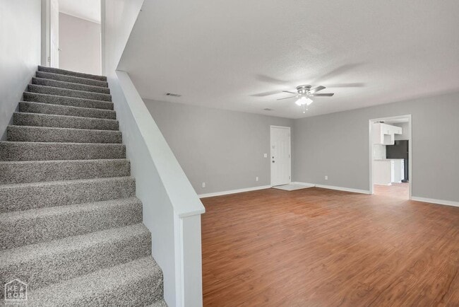 Photo - 722 Kitchen St