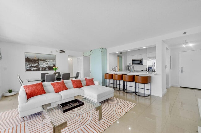 Photo - 1200 Brickell Bay Dr Unidad FL47-ID1323132P