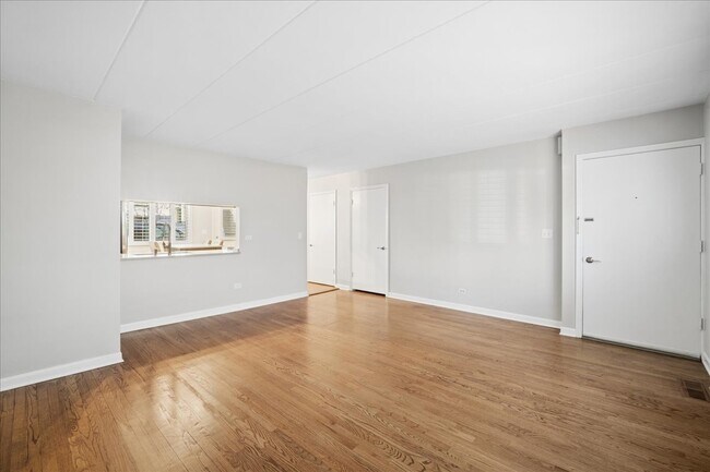 Photo - 319 Vine Ave Unit A