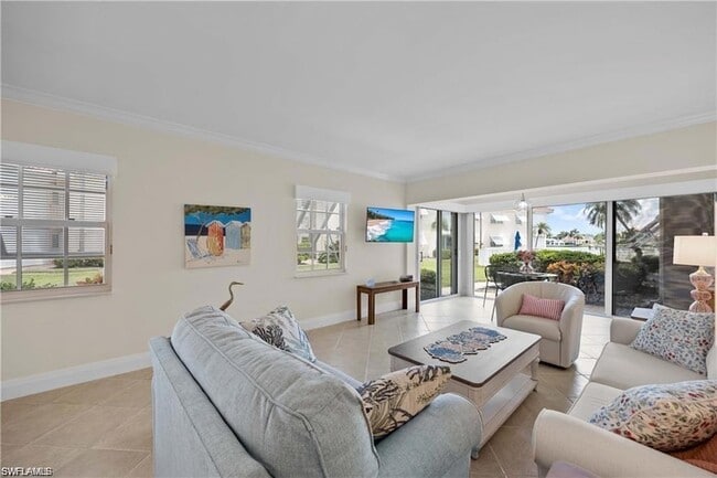 Photo - 3070 Gulf Shore Blvd N