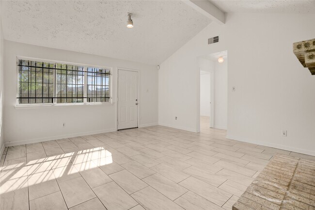 Photo - 5437 Ridge Wind Ln