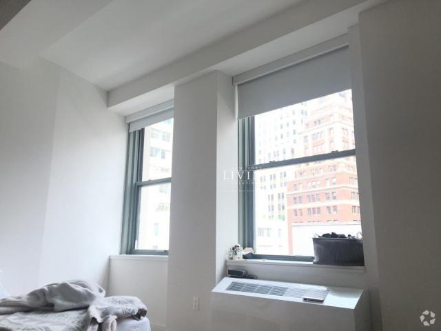 Building Photo - 0 bedroom in New York NY 10005 Unit 13A Rental