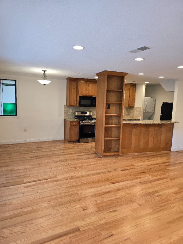 Photo - 120 Alden Ave NW Unidad F2