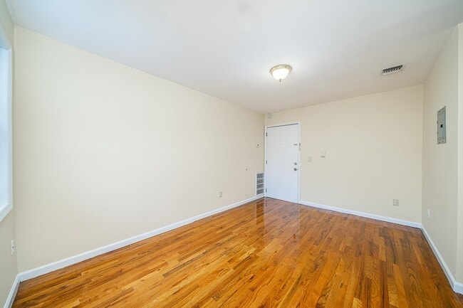 Photo - 524-526 4th St Unit 14