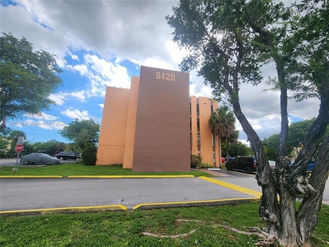 Photo - 9420 W Flagler St Unit 214