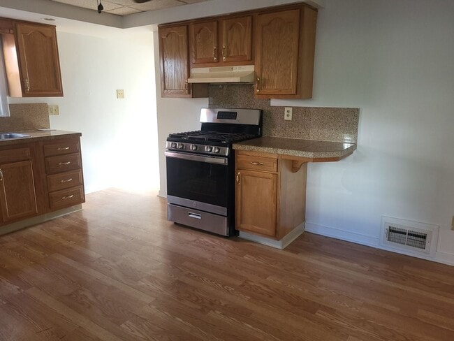 Photo - Two bedroom one bath in Dravosburg! Available now!
