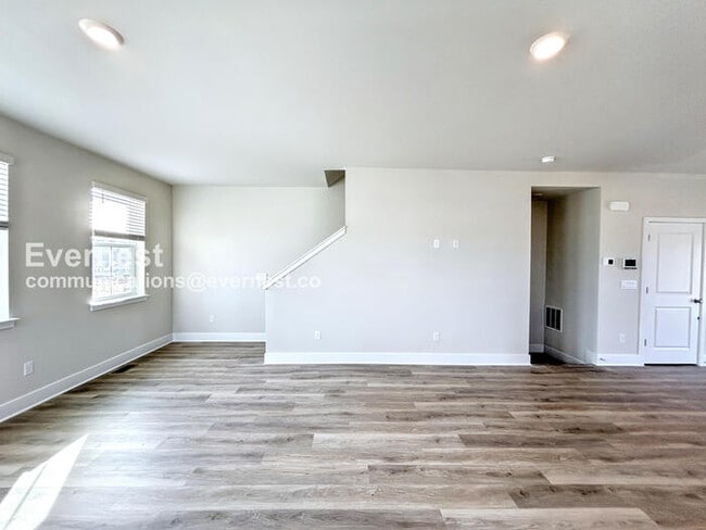 Photo - 195 Sioux Lp