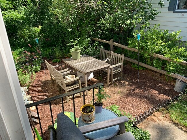 Photo - 12 Pine St Unidad 14