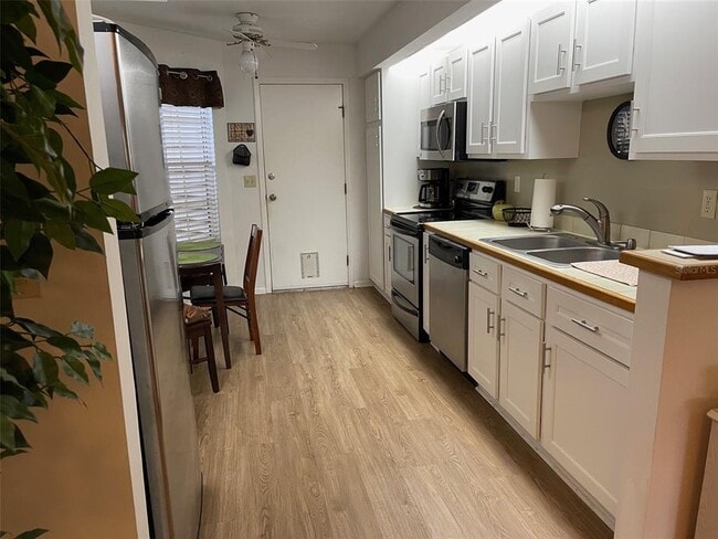 Photo - 2661 Sequoia Terrace Unit 2661