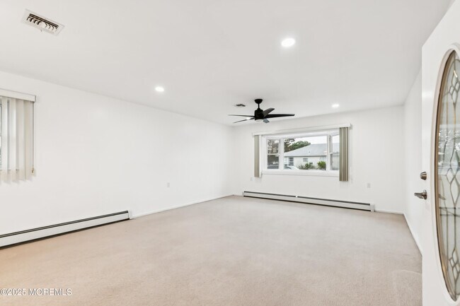 112 Barbuda St