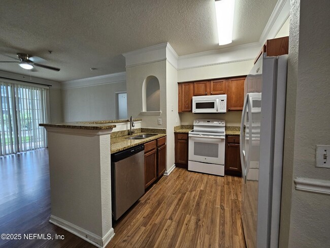 Photo - 8550 Touchton Rd Unidad 218 Rental