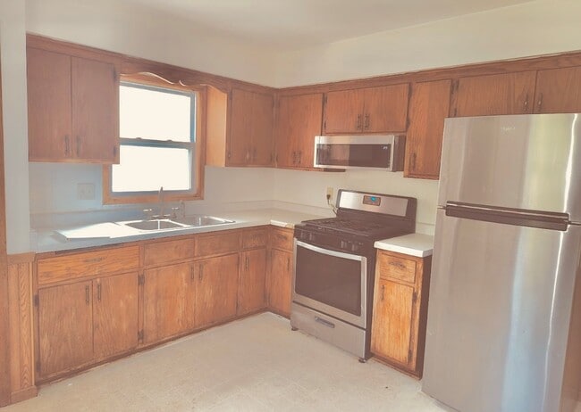 Photo - 8622 Westbrook Dr