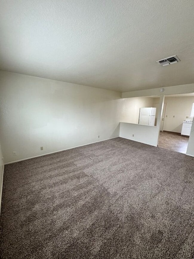 Photo - 863 Shiloh Ct Unit 3