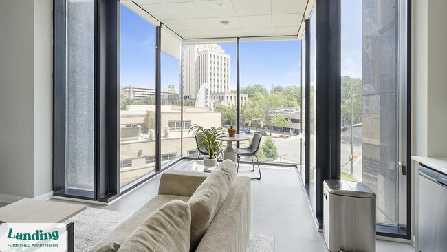 Photo - 600 19th St N Unit 206.1409897