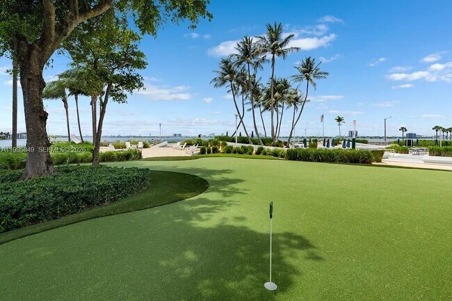 Photo - 555 NE 34th St Unidad 609