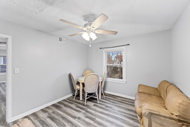 Photo - 23 2nd St Unidad # 2nd Floor