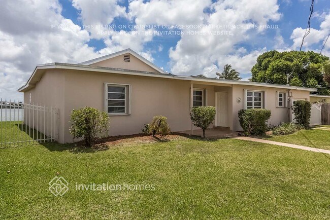 Photo - 10900 SW 42nd St
