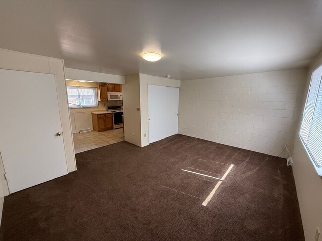 Photo - 105 W Northwood Ave Unit B