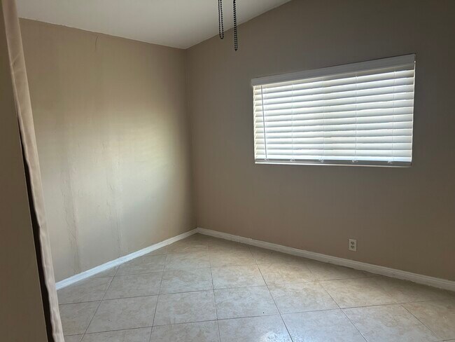 Photo - 6627 S 22nd Pl Unit #2