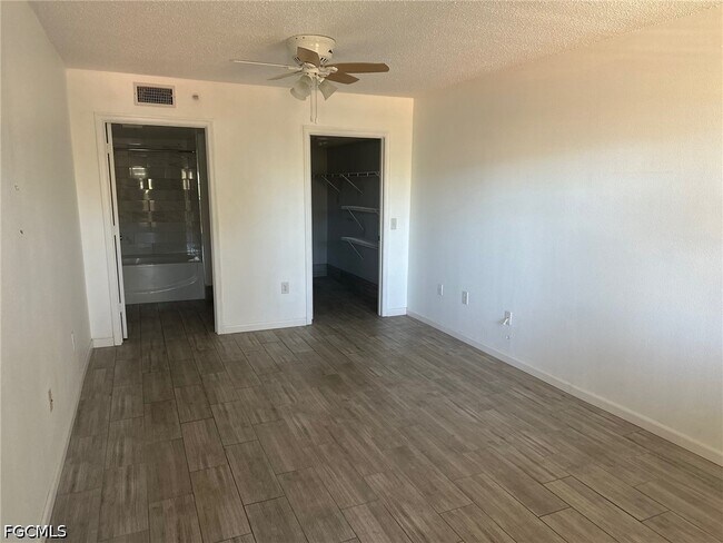 8659 River Homes Lane Unidad 1307
