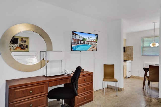 Photo - 3215 NE 7th St Unit SI ID1503979P