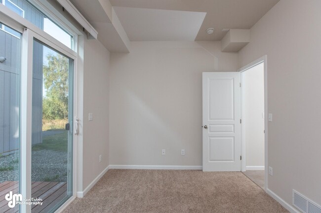 Photo - 156 Willow View Circle