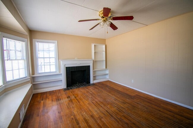 Photo - 2424 27th St