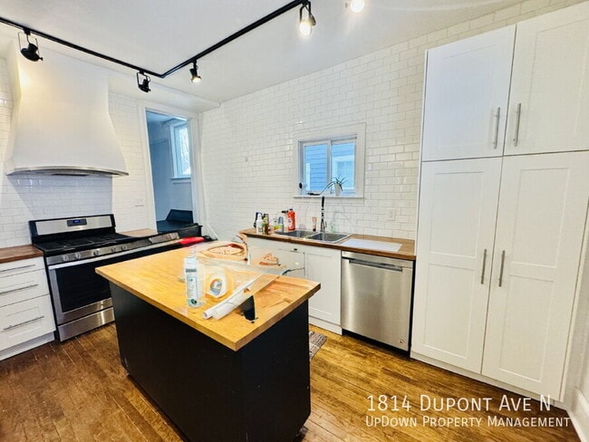 Photo - 1814 Dupont Ave N