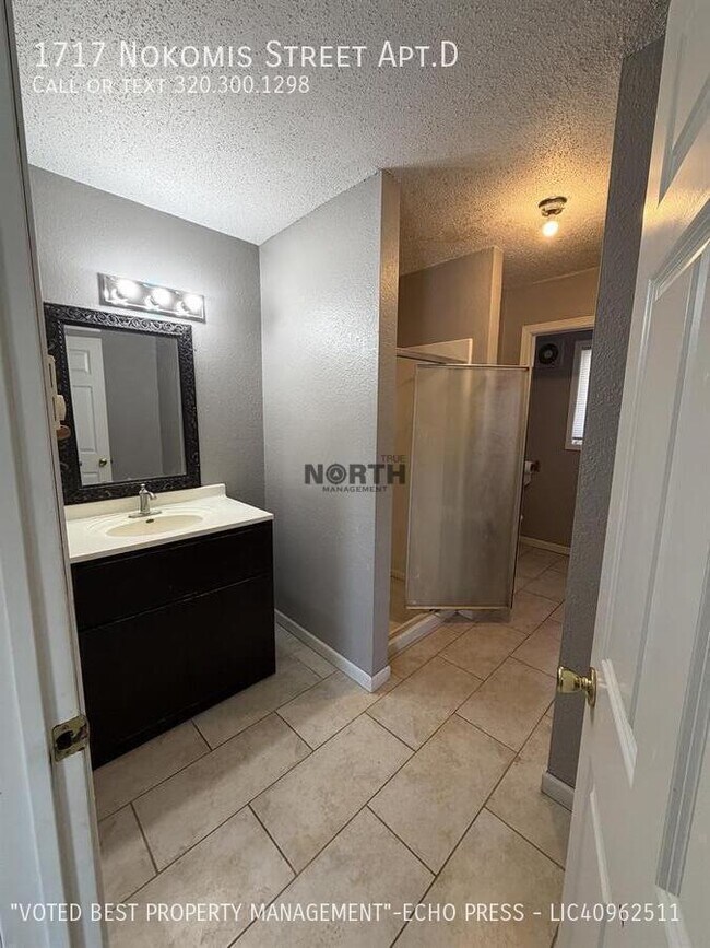 Photo - 1717 Nokomis St