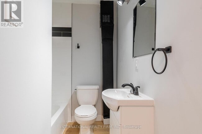Photo - 1284 Gramercy Park Pl