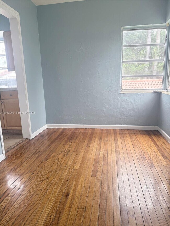Photo - 1730 Marseille Dr Unit 4